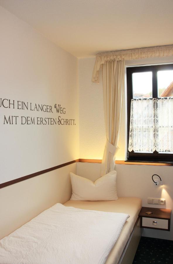 Hotel Goldener Hirsch Suhl Exterior foto